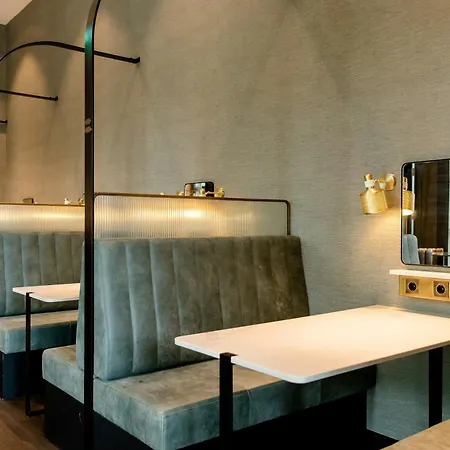 Motel One Berlin-Hauptbahnhof-3